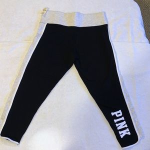VS PINK Capri athletic leggings size M
